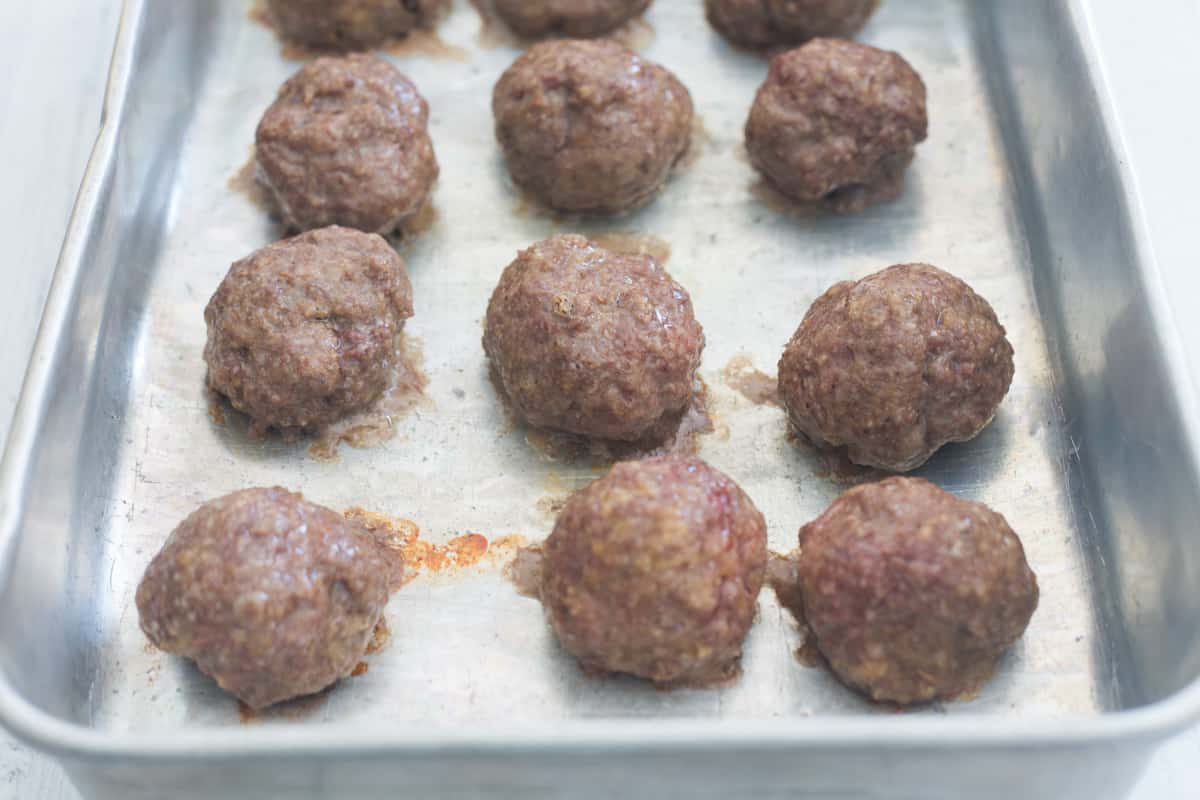 cooked beef meatballs