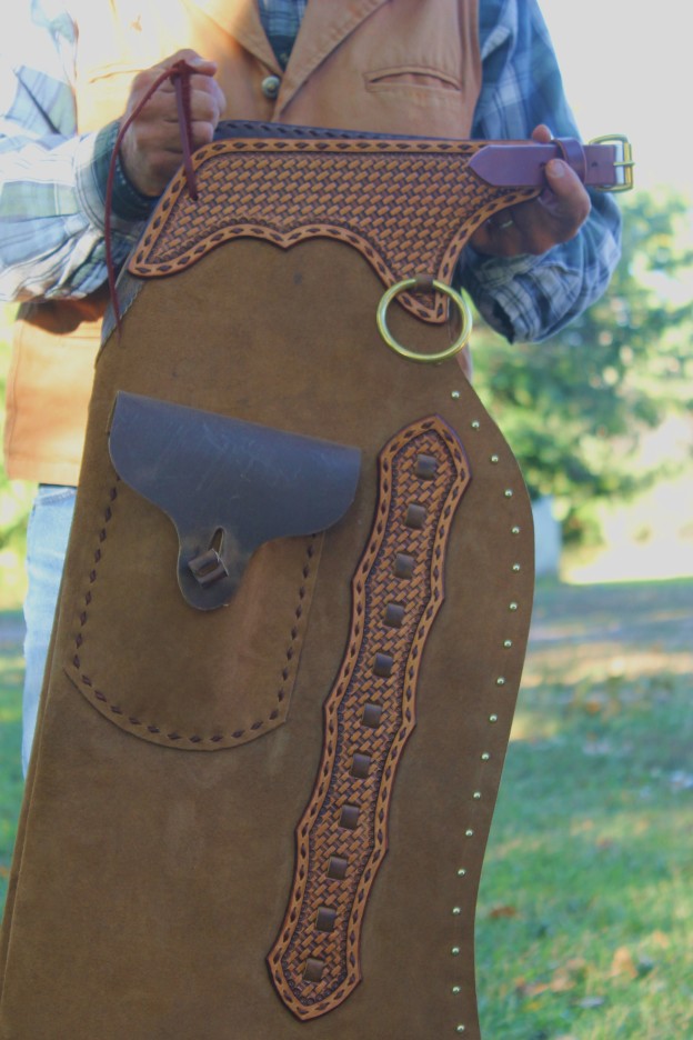 batwing chaps with pockets