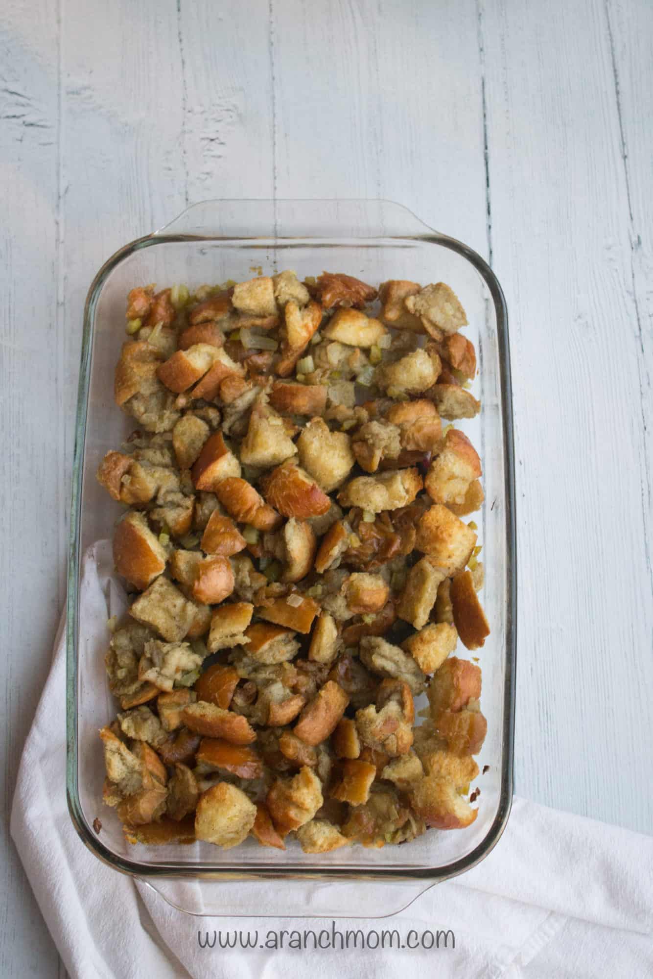 Buttery Thanksgiving Stuffing