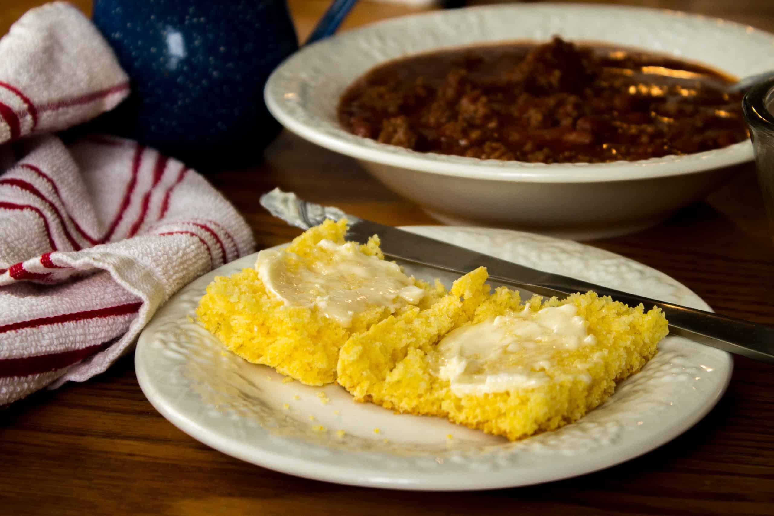 Easy Homemade Cornbread Recipe