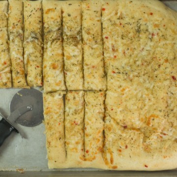 sliced cheesy breadsticks