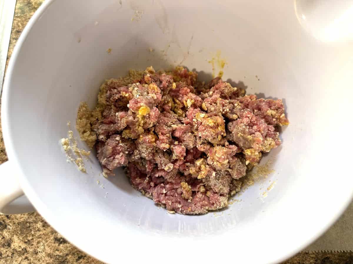 beef mixture in bowl.